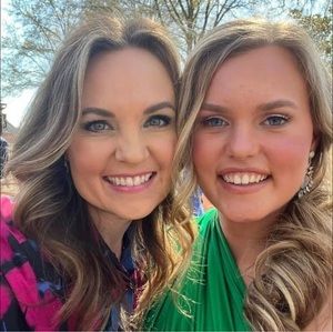 Meet your Posher, Jenny